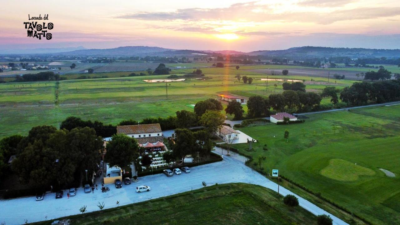 Locanda Del Tavolo Matto Potenza Picena Luaran gambar
